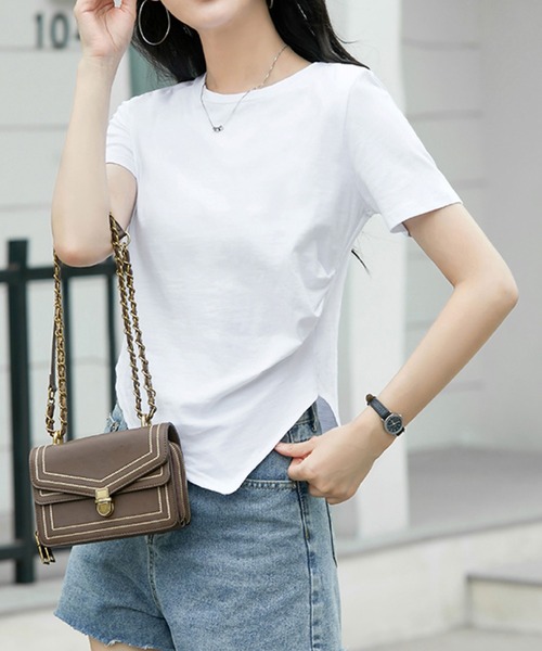 2ly2（トゥーリートゥー）の「アシンメトリー裾デザイン 半袖カットソー ラウンドネック Tシャツ シンプルトップス（Tシャツ/カットソー・レディース・グレー/ホワイト/ブラック・FREE）」の6枚目の写真