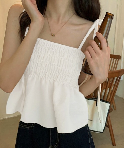 Miniministore(ミニミニストア)の「シャーリングキャミソール ペプラムキャミ(キャミソール・レディース・ホワイト/ブルー/ブラック/ラベンダー/ベージュ・FREE)」の2枚目の写真