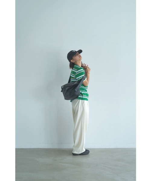 marjour(マージュール)の「【mabchi.mayukさんコラボ】SOFT SLING BAG(ボディバッグ/ウエストポーチ・レディース・ブラウン/ブラック・FREE)」の11枚目の写真