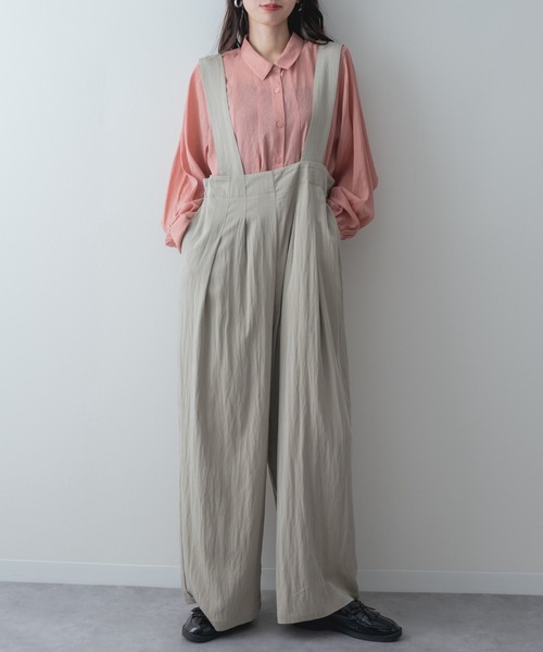 refinedworks(リファインドワークス)の「【refinedworks】すっきり華奢見え!フロントタック サロペット パンツ(サロペット/オーバーオール・レディース・ブラウン/ベージュ/チャコールグレー・FREE)」の1枚目の写真