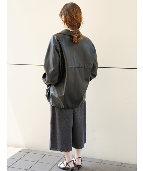 MIESROHE(ミースロエ)の「シンセティックレザーカバーオールジャケット(ライダースジャケット・レディース・ブラック/ダークブラウン・0/1)」の12枚目の写真
