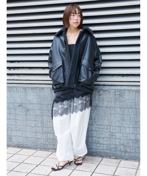MIESROHE(ミースロエ)の「シンセティックレザーカバーオールジャケット(ライダースジャケット・レディース・ブラック/ダークブラウン・0/1)」の16枚目の写真
