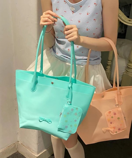 LA VORAGINE（ラ ヴォラジネ）の「新作カラフル ショルダー兼用トートバッグ 大容量通勤 クリアジェリーバッグ ミニポーチ付き（トートバッグ・レディース・ブルー/グリーン/PINK/Yellow・FREE）」の3枚目の写真