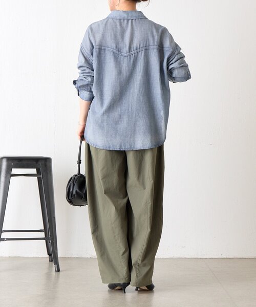 BEARDSLEY(ビアズリー)の「《ZOZO先行予約開始》バレルパンツ(その他パンツ・レディース・カーキ・1/0)」の6枚目の写真