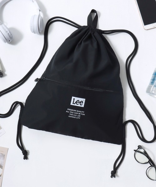 Lee(リー)の「Lee/リー ロゴプリント ナップサック/巾着バッグ/バックパック リュックサック/レディース メンズ(バックパック/リュック・レディース・ブラック・FREE)」の1枚目の写真