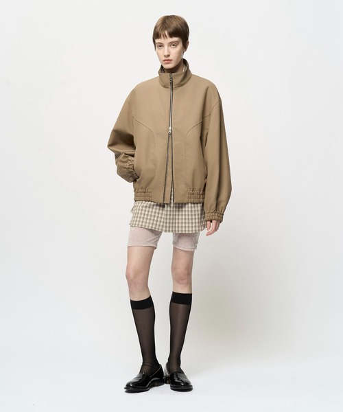 Juha(ユハ)の「DIMENSIONAL HIGH NECK JACKET(ブルゾン・メンズ・ブラック/ベージュ/チャコールグレー・3/4)」の9枚目の写真