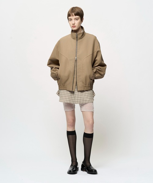 Juha(ユハ)の「DIMENSIONAL HIGH NECK JACKET(ブルゾン・メンズ・ブラック/ベージュ/チャコールグレー・3/4)」の10枚目の写真
