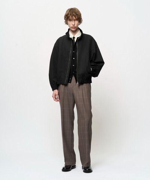 Juha(ユハ)の「DIMENSIONAL HIGH NECK JACKET(ブルゾン・メンズ・ブラック/ベージュ/チャコールグレー・3/4)」の13枚目の写真