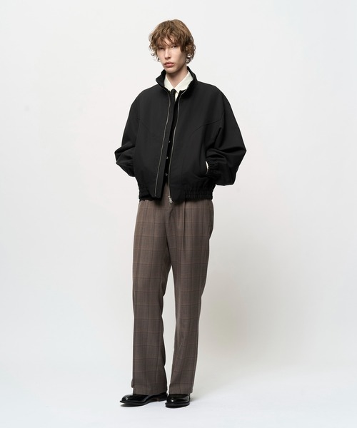 Juha(ユハ)の「DIMENSIONAL HIGH NECK JACKET(ブルゾン・メンズ・ブラック/ベージュ/チャコールグレー・3/4)」の14枚目の写真