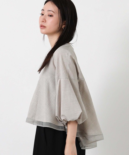 Gready Brilliant(グレディブリリアン)の「バルーンスリーブジップボレロ(ノーカラージャケット・レディース・ブラック/グレイッシュベージュ・FREE)」の7枚目の写真