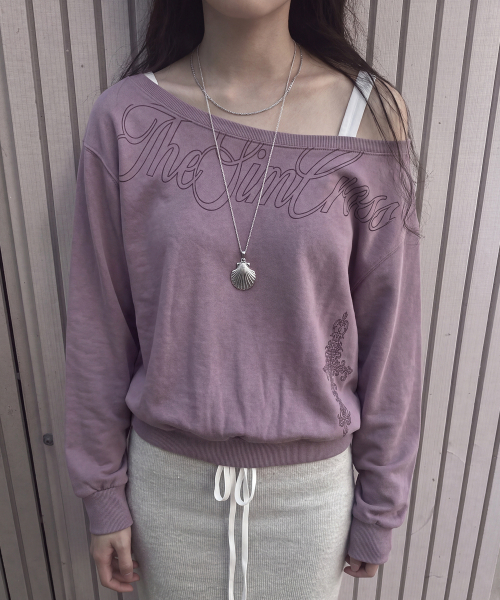 GRAVER（グレーバー）の「[WOMAN]THE SIM CROSS ワンショルダー スウェット_3color（スウェット・レディース・グレー/パープル/ブラック・FREE）」の5枚目の写真