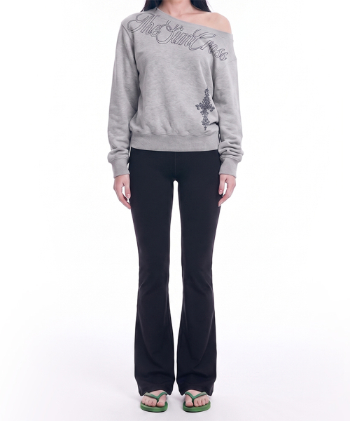 GRAVER（グレーバー）の「[WOMAN]THE SIM CROSS ワンショルダー スウェット_3color（スウェット・レディース・グレー/パープル/ブラック・FREE）」の9枚目の写真