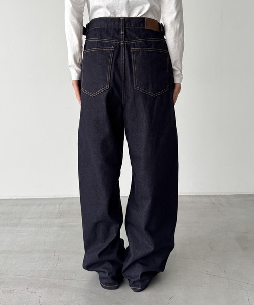 CANAL JEAN(キャナルジーン)の「El mar サイドベルトワイドデニムパンツ 612(デニムパンツ・レディース・ノンウォッシュ・MEDIUM/SMALL)」の2枚目の写真