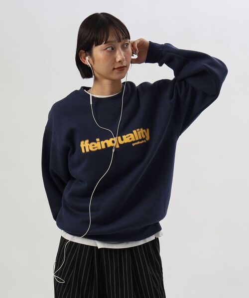 FFEIN(フェイン)の「【FFEIN(フェイン)】ヘビーウエイトぼかしプリントロゴスウェット / スウェット クルーネック ロゴ刺繍 裏起毛 ユニセックス(スウェット・メンズ・ブラック/グレー/ライトピンク/ダークネイビー・LARGE/MEDIUM/SMALL)」の14枚目の写真