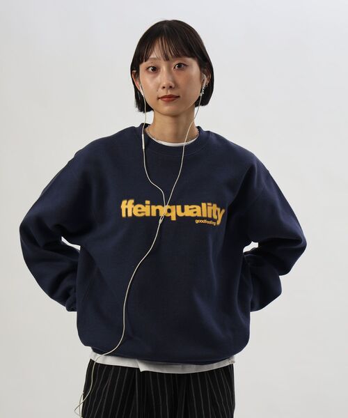 FFEIN(フェイン)の「【FFEIN(フェイン)】ヘビーウエイトぼかしプリントロゴスウェット / スウェット クルーネック ロゴ刺繍 裏起毛 ユニセックス(スウェット・メンズ・ブラック/グレー/ライトピンク/ダークネイビー・LARGE/MEDIUM/SMALL)」の16枚目の写真