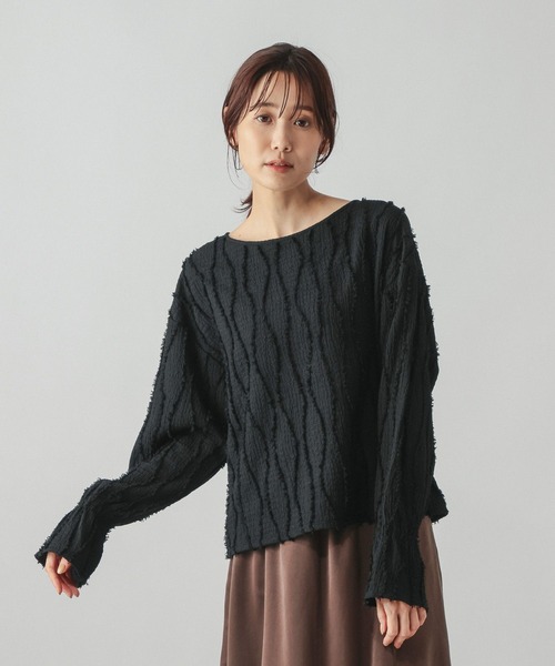 GLOBAL WORK(グローバルワーク)の「Beauteeジャガードフレア/1046117(Tシャツ/カットソー・レディース・アイボリー/ブラック・LARGE/MEDIUM)」の6枚目の写真