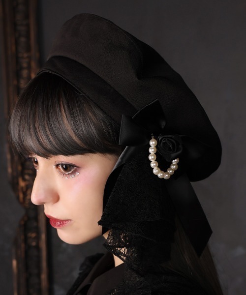 axes femme(アクシーズファム)の「リボンレースブローチ付ベレー(ハット・レディース・ワイン/ブラック・FREE)」の2枚目の写真