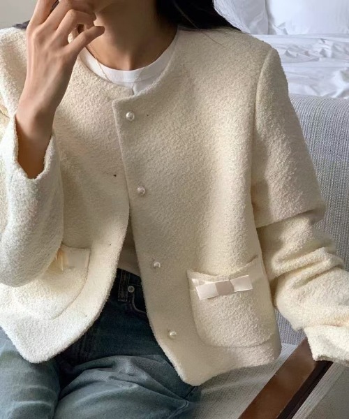 YUGA(ユーガ)の「YUGA_YGMC Korean-style Collarless Tweed-Style Jacket with Pearl Buttons(ノーカラージャケット・レディース・ブラック/オフホワイト・FREE)」の6枚目の写真
