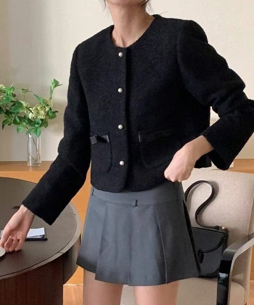 YUGA(ユーガ)の「YUGA_YGMC Korean-style Collarless Tweed-Style Jacket with Pearl Buttons(ノーカラージャケット・レディース・ブラック/オフホワイト・FREE)」の7枚目の写真