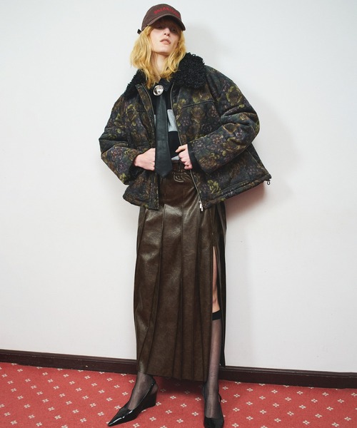 MAISON SPECIAL(メゾンスペシャル)の「【26WINTER PRE-ORDER】2WAY Collar Puffer Blouson/2WAYカラーパッファーブルゾン(ブルゾン・レディース・ブラック/ブルー/マルチ・FREE)」の4枚目の写真