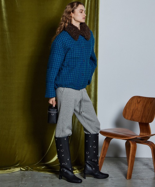 MAISON SPECIAL(メゾンスペシャル)の「【26WINTER PRE-ORDER】2WAY Collar Puffer Blouson/2WAYカラーパッファーブルゾン(ブルゾン・レディース・ブラック/ブルー/マルチ・FREE)」の12枚目の写真