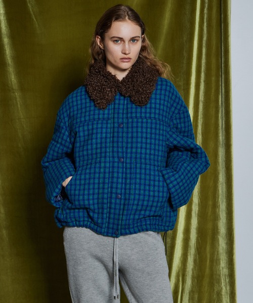 MAISON SPECIAL(メゾンスペシャル)の「【26WINTER PRE-ORDER】2WAY Collar Puffer Blouson/2WAYカラーパッファーブルゾン(ブルゾン・レディース・ブラック/ブルー/マルチ・FREE)」の14枚目の写真