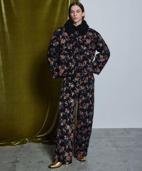 MAISON SPECIAL(メゾンスペシャル)の「【26WINTER PRE-ORDER】2WAY Collar Puffer Blouson/2WAYカラーパッファーブルゾン(ブルゾン・レディース・ブラック/ブルー/マルチ・FREE)」の16枚目の写真