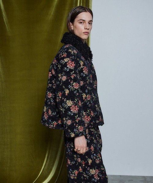 MAISON SPECIAL(メゾンスペシャル)の「【26WINTER PRE-ORDER】2WAY Collar Puffer Blouson/2WAYカラーパッファーブルゾン(ブルゾン・レディース・ブラック/ブルー/マルチ・FREE)」の19枚目の写真