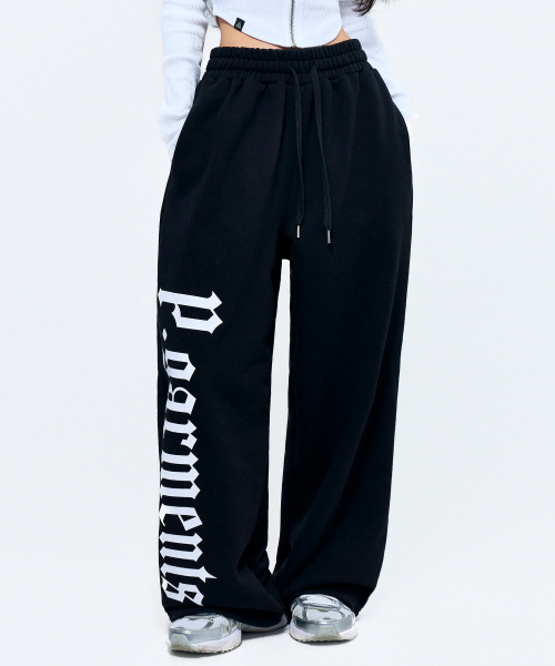 PHYSICAL GARMENTS（フィジカルガーメンツ）の「P2657 ゴシック レタリング ワイドパンツ [2COLOR]（スウェットパンツ・メンズ・ブラック/グレー・SMALL/MEDIUM/LARGE/X-LARGE）」の5枚目の写真