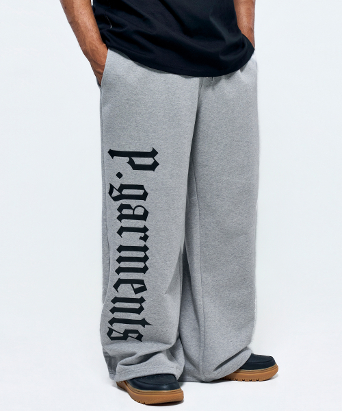 PHYSICAL GARMENTS（フィジカルガーメンツ）の「P2657 ゴシック レタリング ワイドパンツ [2COLOR]（スウェットパンツ・メンズ・ブラック/グレー・SMALL/MEDIUM/LARGE/X-LARGE）」の9枚目の写真
