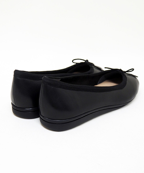 あしながおじさん（アシナガオジサン）の「〈あしながおじさん〉　バレエシューズ（バレエシューズ・レディース・ブラック/ガンメタ/レッド/ブルー/プラチナム/アイボリー/クリアブラック/ワインレッド・24.0cm/22.5cm/23.0cm/24.5cm/23.5cm/25.0cm/22.0cm）」の12枚目の写真