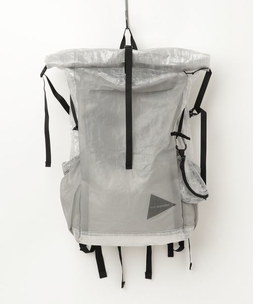 and wander（アンドワンダー）の「and wander / アンドワンダー: cuben fiber バックパック#	（バックパック/リュック・メンズ・ブラック/ホワイト・FREE）」の2枚目の写真