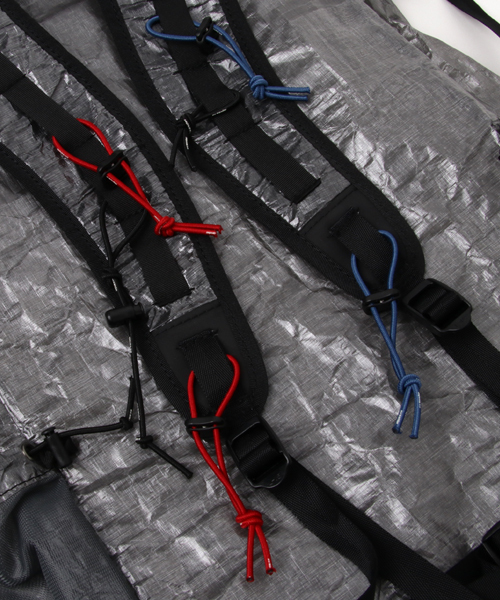 and wander（アンドワンダー）の「and wander / アンドワンダー: cuben fiber バックパック#	（バックパック/リュック・メンズ・ブラック/ホワイト・FREE）」の11枚目の写真