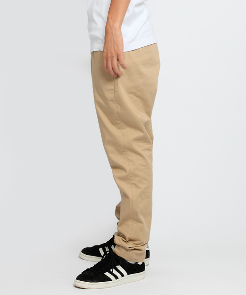 XLARGE（エクストララージ）の「CUSTOM FIT CHINO（チノパンツ）」 - WEAR