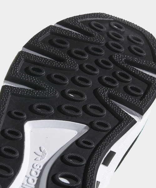 adidas（アディダス）の「オリジナルス エキップメント・サポート [EQT SUPPORT MID ADV PK]（スニーカー・メンズ・ブラック×グリーン・22.5cm/23.0cm/23.5cm/24.0cm/24.5cm/25.5cm/27.5cm/28.5cm/29.5cm/30.0cm/26.0cm/28.0cm/29.0cm/26.5cm/27.0cm/22.0cm/25.0cm/30.5cm/31cm）」の13枚目の写真