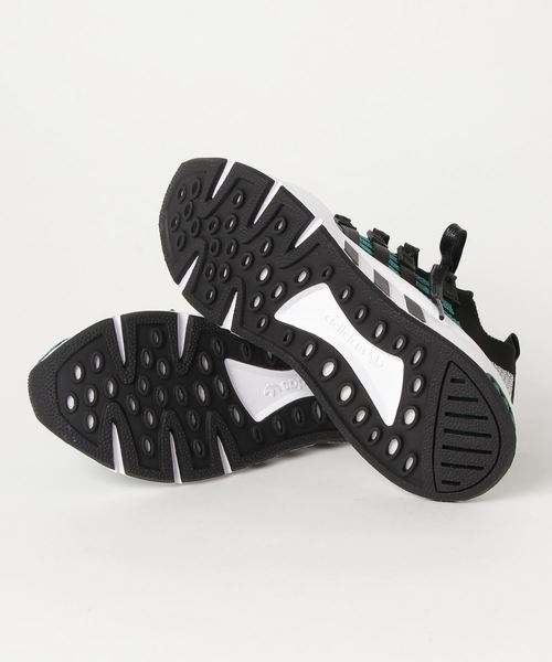 adidas（アディダス）の「オリジナルス エキップメント・サポート [EQT SUPPORT MID ADV PK]（スニーカー・メンズ・ブラック×グリーン・22.5cm/23.0cm/23.5cm/24.0cm/24.5cm/25.5cm/27.5cm/28.5cm/29.5cm/30.0cm/26.0cm/28.0cm/29.0cm/26.5cm/27.0cm/22.0cm/25.0cm/30.5cm/31cm）」の3枚目の写真