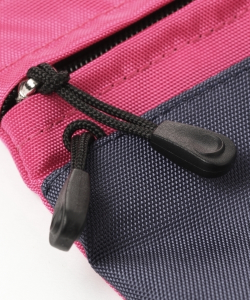 GLOBAL WORK（グローバルワーク）の「サコッシュ/787635（ボディバッグ/ウエストポーチ・レディース・ブラック/ネイビー・FREE）」の11枚目の写真