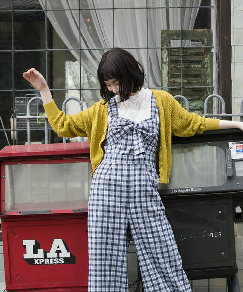 OLIVE des OLIVE（オリーブデオリーブ）の「[再入荷決定!] 透かし編みカーデ（カーディガン/ボレロ・レディース・グリーン/ピンク/ブラック/イエロー/オフホワイト/レッド・FREE）」の4枚目の写真