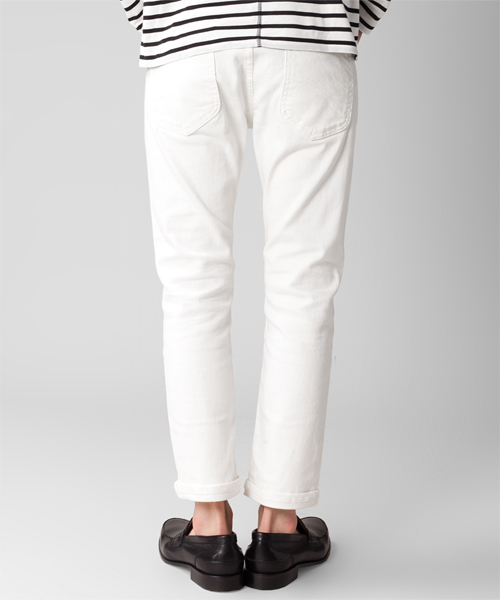 NANO universe(ナノユニバース)の「Lee(リー)/ 別注SkinnyTaperdCrop(デニムパンツ・メンズ・ホワイト/ブラック/グレー/ブルー/インディゴブルー・SMALL/MEDIUM/LARGE)」の7枚目の写真