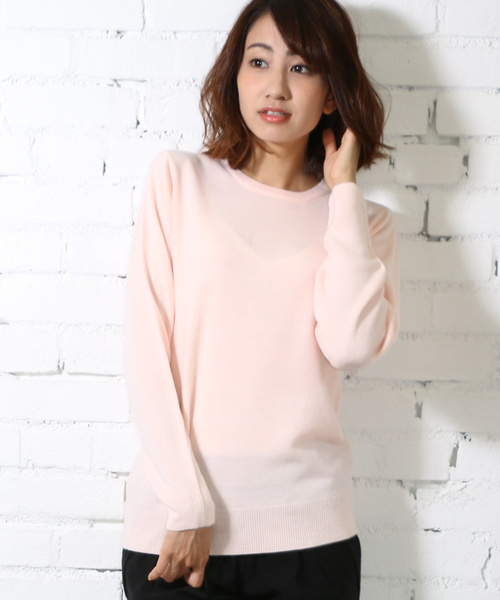 mili an deni（ミリアンデニ）の「洗えるカシミアタッチクルーネックプルオーバー（ニット/セーター・レディース・ブラック/ダークブラウン/ネイビー/ブラウン/グレー/レッド/オフホワイト/ブルー/モスグリーン/マスタード/ベビーピンク/ロイヤルブルー/ワイン/チャコール/テラコッタ/サーモンピンク/エメラルド/アッシュグレー/ラベンダー/ライトベージュ/スカイブルー・LL/M/L）」の18枚目の写真