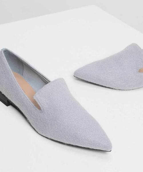 CHARLES & KEITH(チャールズ & キース)の「クラシックポインテッドローファー / Classic Pointed Loafers(スリッポン・レディース・ブラック/ダークブルー/バーガンディー/ライトブルー・23cm/23.5cm/24.5cm/25cm/25.5cm)」の7枚目の写真