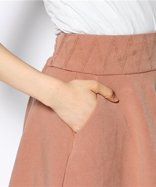 mysty woman（ミスティウーマン）の「サーキュラースカート（スカート・レディース・ピンクベージュ/ブラック/ベージュ・MEDIUM）」の8枚目の写真