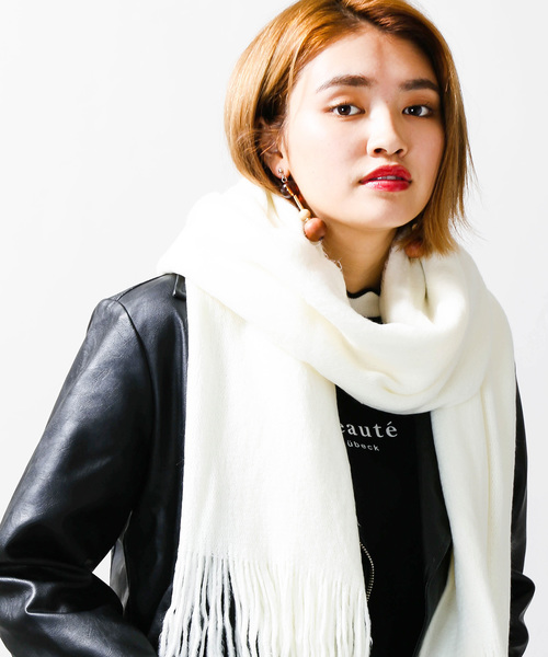 WEGO(ウィゴー)の「WEGO/起毛ラッセルストール(ストール/ショール・レディース・ホワイト/ブラック/グレー/ピンク/オレンジ/グリーン・FREE)」の2枚目の写真