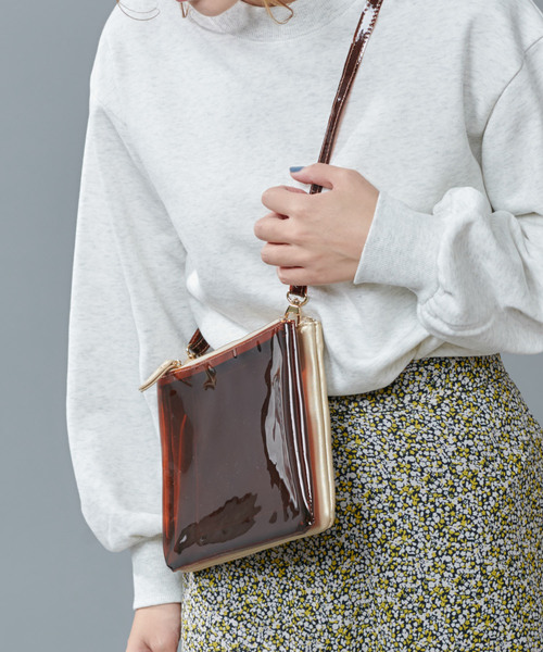 DISCOAT（ディスコート）の「Wフェイスクリアサコッシュ（ショルダーバッグ・レディース・ブラウン/パープル/クリア/ブラック・FREE）」の2枚目の写真