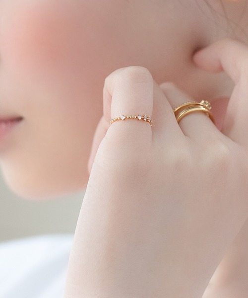 Phoebe(フィービィー)の「【SV925】スターリービジューピンキーリング(リング・レディース・シルバー/ゴールド・FREE)」の4枚目の写真