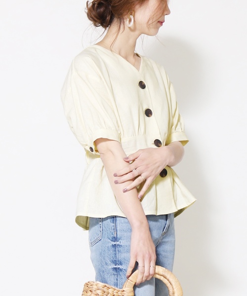 reca(レカ)の「5分袖ウエストギャザーリネンブラウス(シャツ/ブラウス・レディース・アイボリー/モカ/ベージュ/カーキ・FREE)」の2枚目の写真
