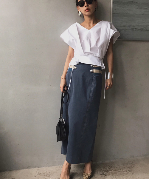 Ameri（アメリ）の「2WAY COMPACT BLOUSE（シャツ/ブラウス・レディース・ホワイト/チャコールグレー/レッド・FREE）」の6枚目の写真