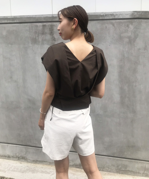 Ameri（アメリ）の「2WAY COMPACT BLOUSE（シャツ/ブラウス・レディース・ホワイト/チャコールグレー/レッド・FREE）」の10枚目の写真