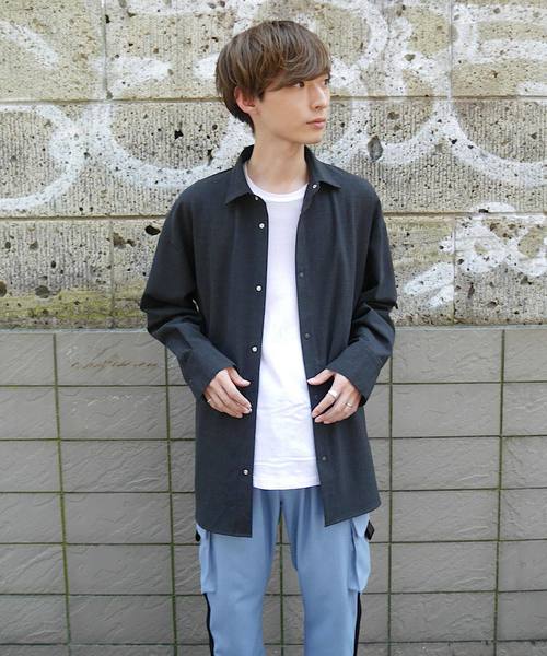 SUPERTHANKS（スーパーサンクス）の「バックオープンビッグシルエットロングシャツコート（ユニセックス）（シャツ/ブラウス・メンズ・ライトブラック/ホワイト系その他/ブルー系その他/グレー・MEDIUM/LARGE/SMALL）」の15枚目の写真