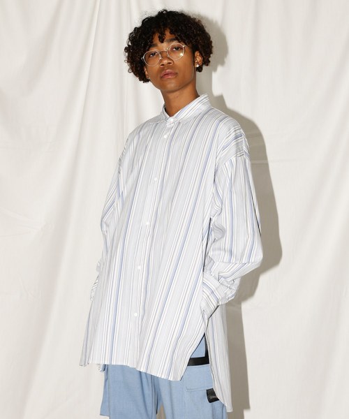 SUPERTHANKS（スーパーサンクス）の「バックオープンビッグシルエットロングシャツコート（ユニセックス）（シャツ/ブラウス・メンズ・ライトブラック/ホワイト系その他/ブルー系その他/グレー・MEDIUM/LARGE/SMALL）」の19枚目の写真